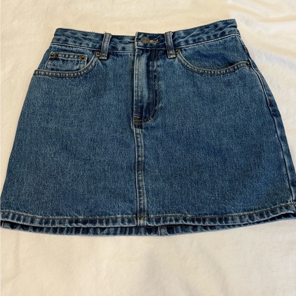 Glassons Denim Mini Skirt Size 6 Blue Classic A-Line Jean Skirt Casual Y2K - Picture 2 of 6